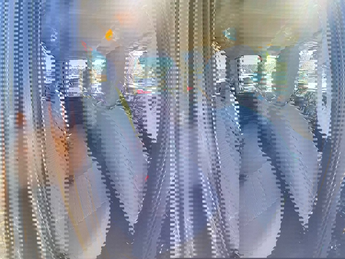 Used 2015 RAM 1500 Express image 20