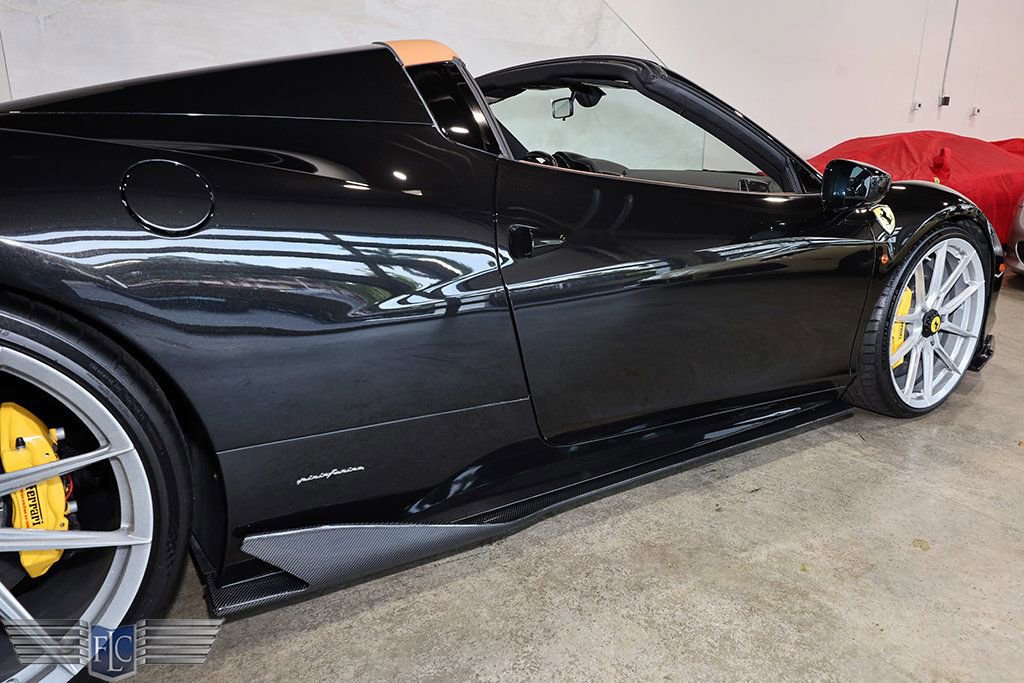 Used 2013 Ferrari 458 Spider RWD image 10