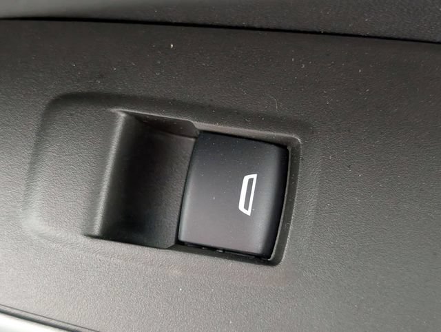 Used 2024 Chevrolet Trax LS w/ LS Convenience Package FWD image 30