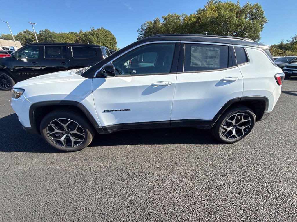 New 2026 Jeep Compass Limited AWD/4WD image 2