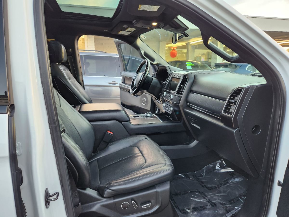 Used 2018 Ford Expedition Limited w/ Equipment Group 301A image 17