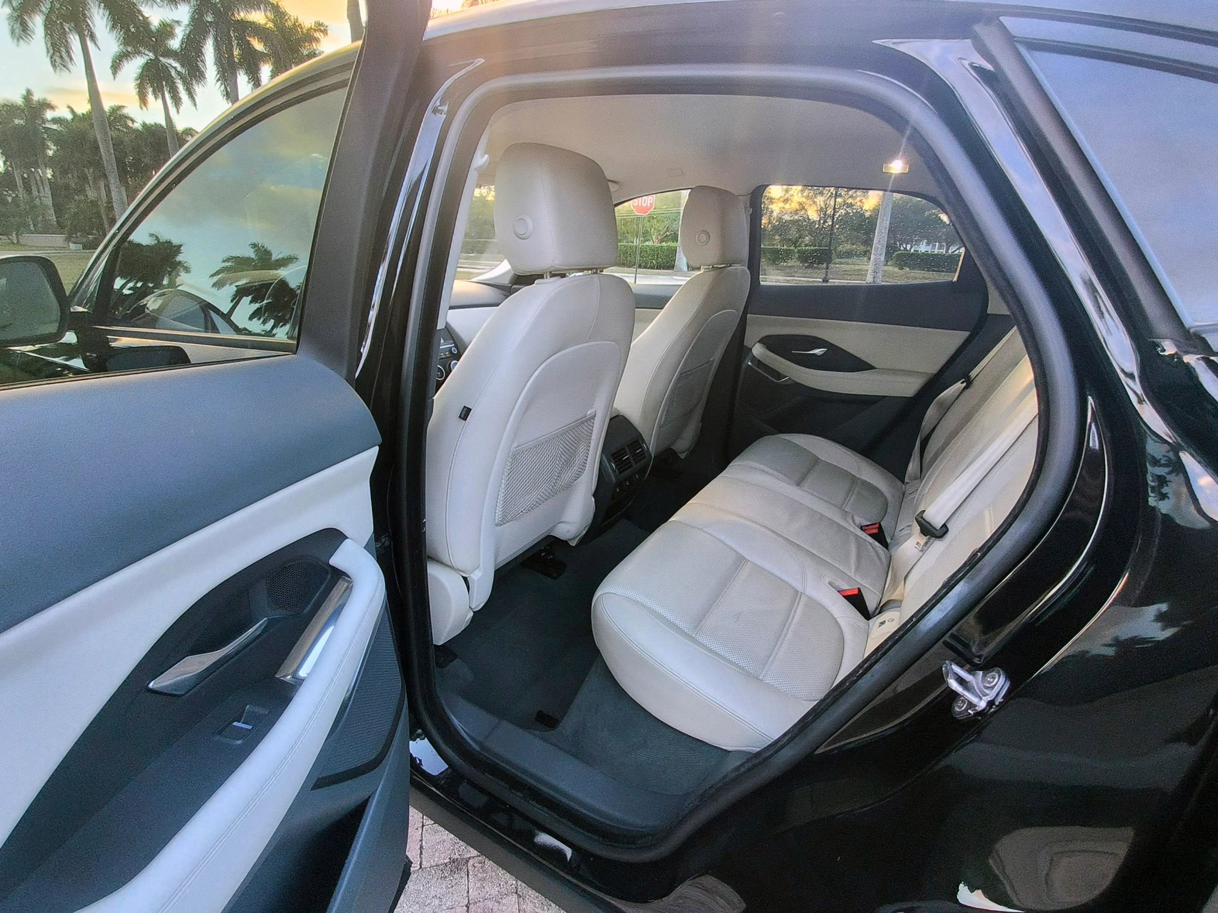 Used 2018 Jaguar E-PACE S image 24