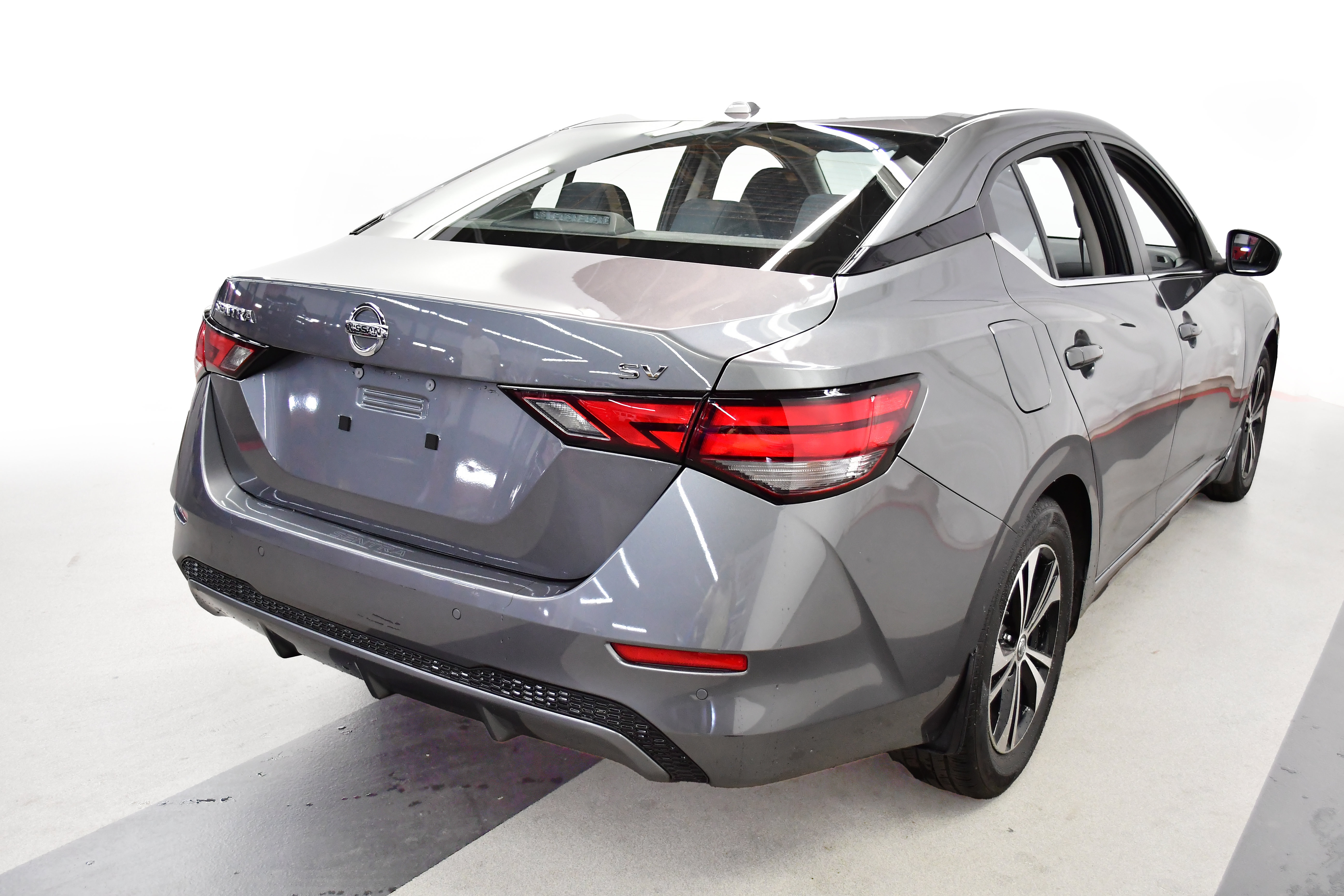 Used 2023 Nissan Sentra SV w/ All-Weather Package FWD image 7