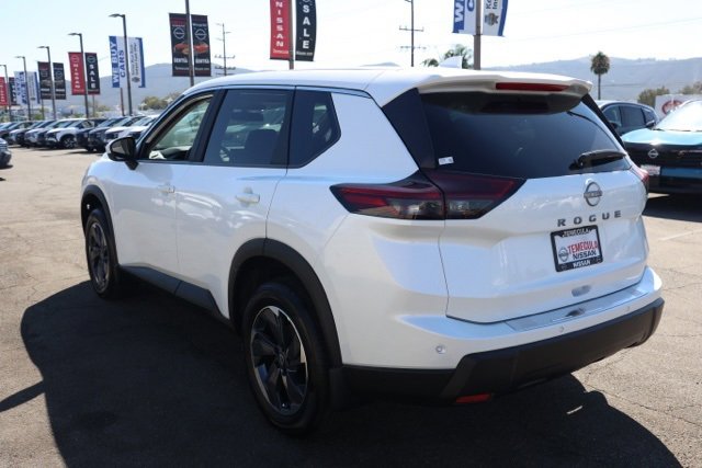 New 2026 Nissan Rogue SV image 6