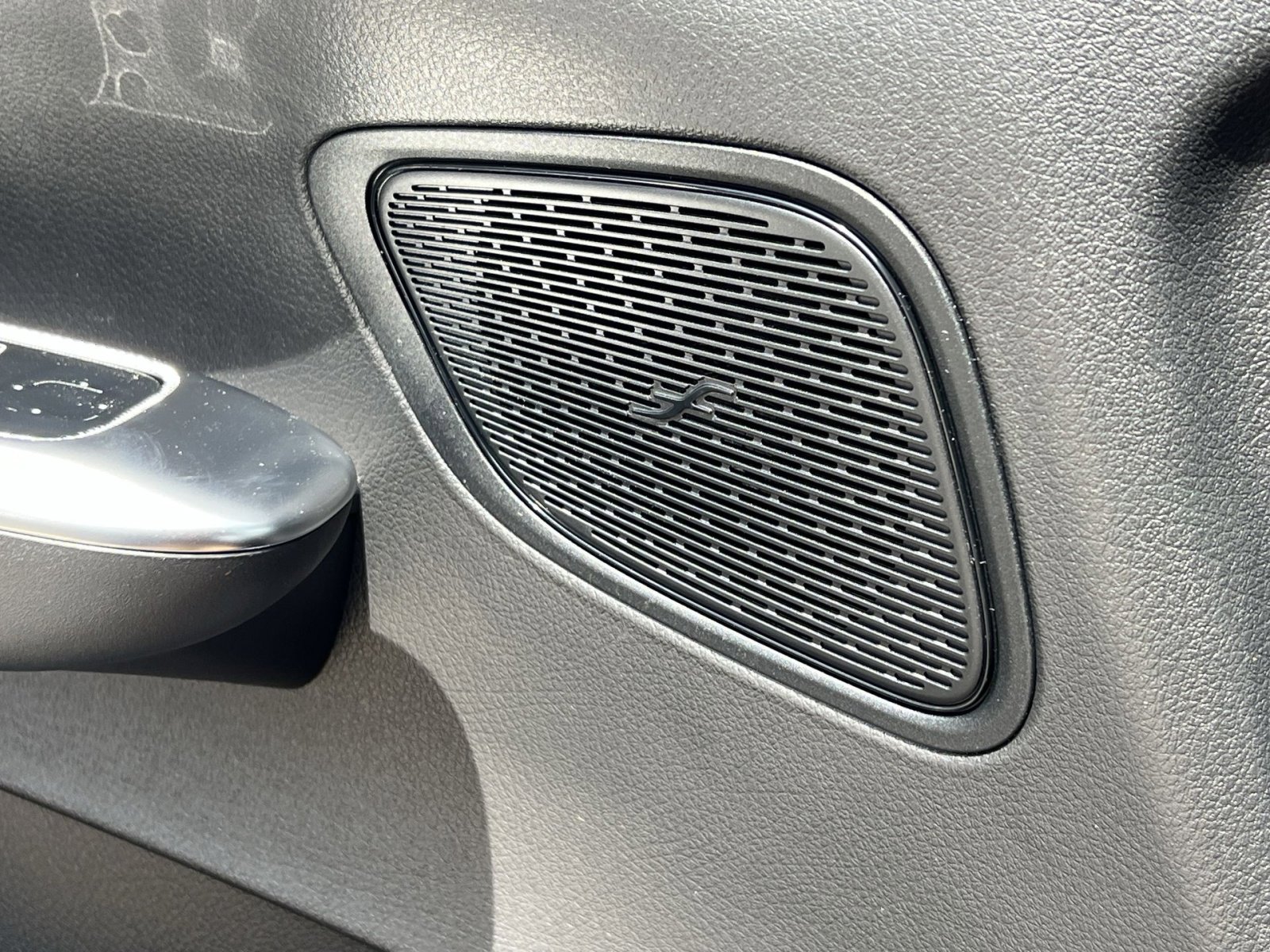 New 2026 Mercedes-Benz GLC 300 4MATIC image 34