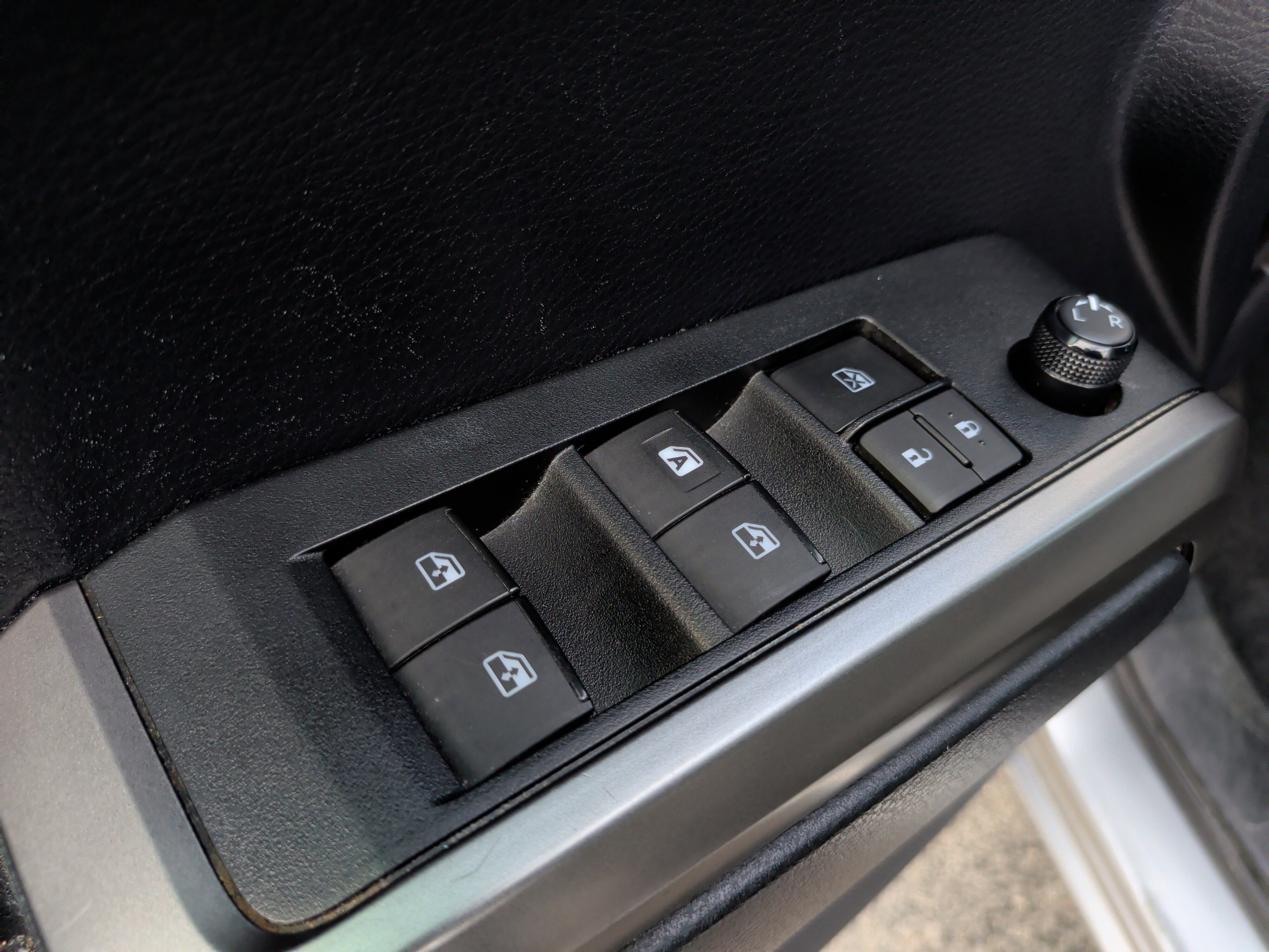 Used 2019 Toyota Tacoma SR5 image 28