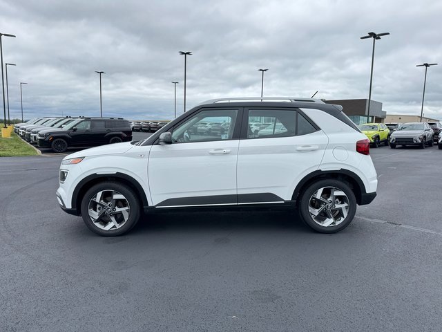 New 2025 Hyundai Venue Limited image 4