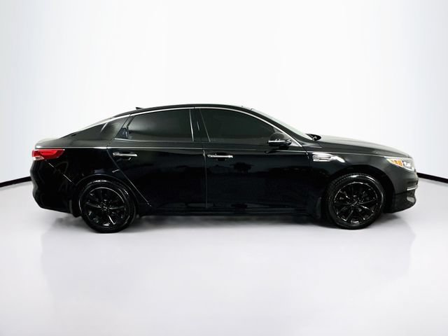 Used 2018 Kia Optima EX w/ Premium Package FWD image 10