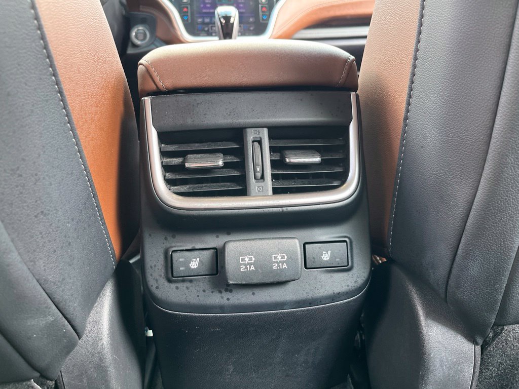 Used 2021 Subaru Outback Touring XT AWD/4WD image 18