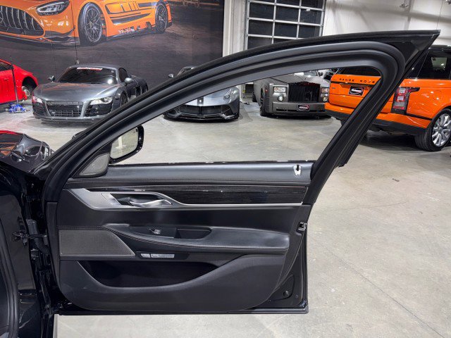 Used 2016 BMW 750i RWD image 70