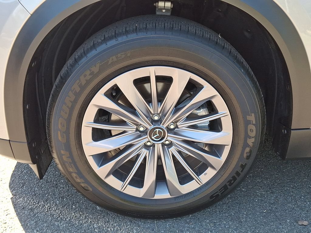 Used 2025 MAZDA CX-90 3.3 Turbo w/ Preferred Package AWD/4WD image 12