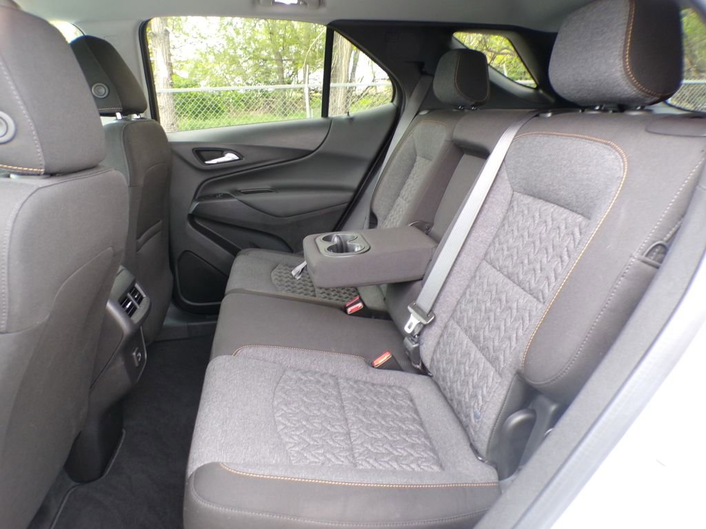 Used 2024 Chevrolet Equinox LT FWD image 19