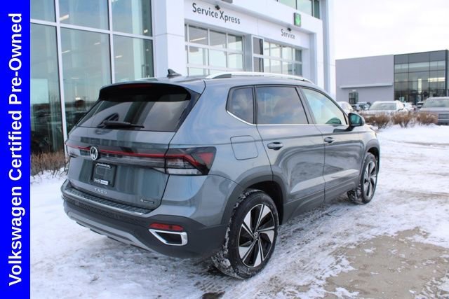 Used 2025 Volkswagen Taos SE image 6