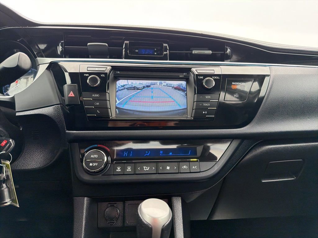 Used 2016 Toyota Corolla S image 28