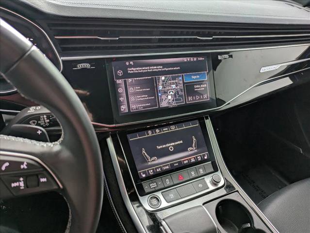 Used 2025 Audi Q8 Premium Plus AWD/4WD image 12