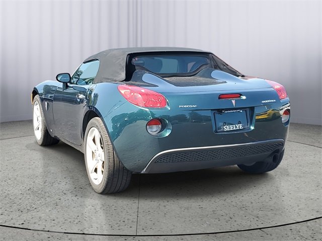 Used 2006 Pontiac Solstice Convertible w/ Premium Package image 3