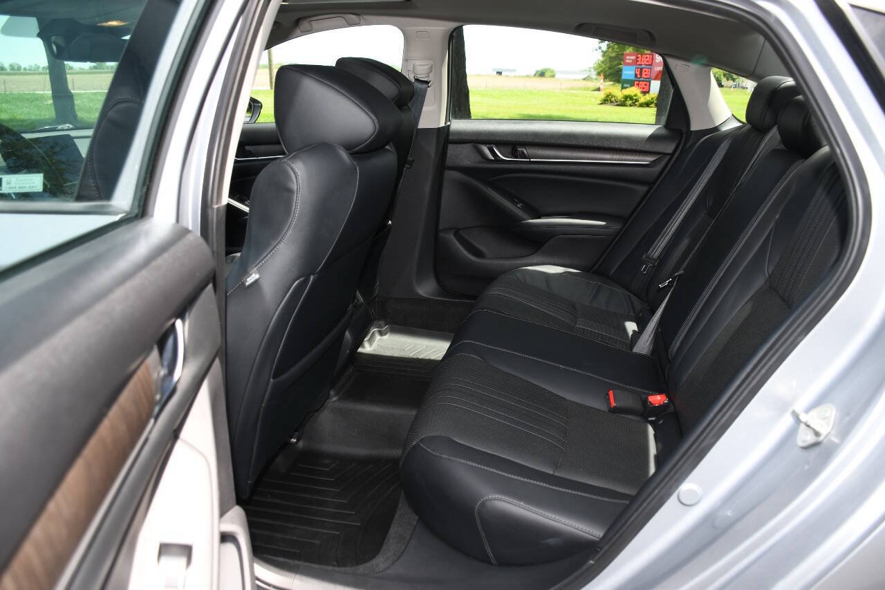 Used 2018 Honda Accord EX-L image 16