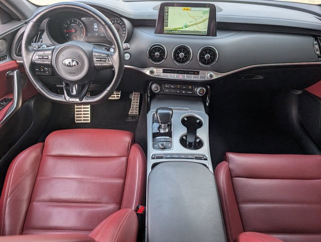 Used 2019 Kia Stinger GT2 image 11