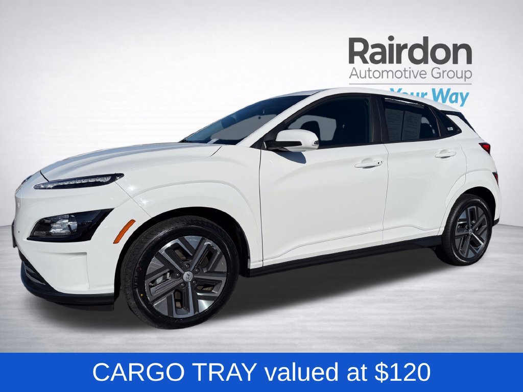 Used 2023 Hyundai Kona SE FWD image 3