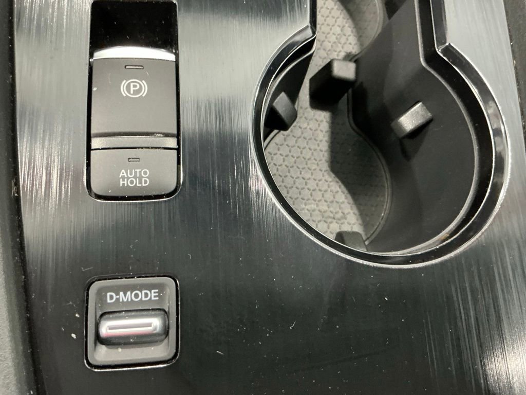 Used 2023 Nissan Rogue SV w/ SV Premium B Package FWD image 26