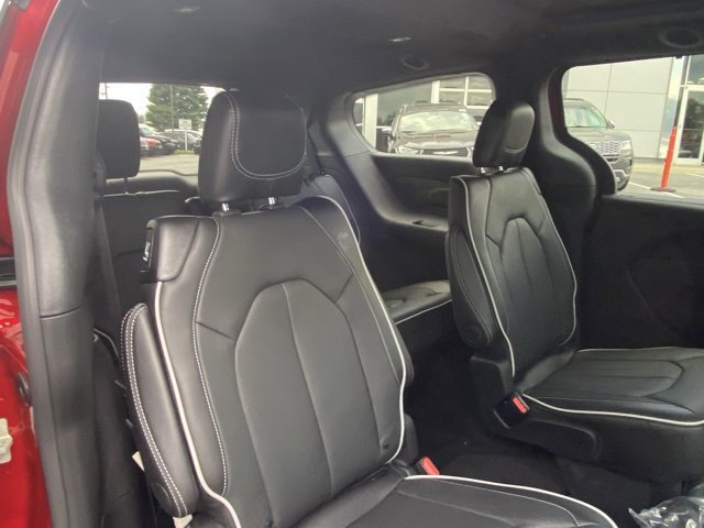 New 2026 Chrysler Pacifica Limited w/ S Appearance Package image 36