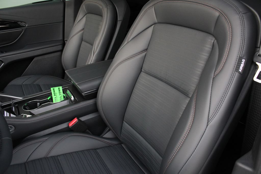 New 2026 Lincoln Nautilus Reserve AWD/4WD image 6