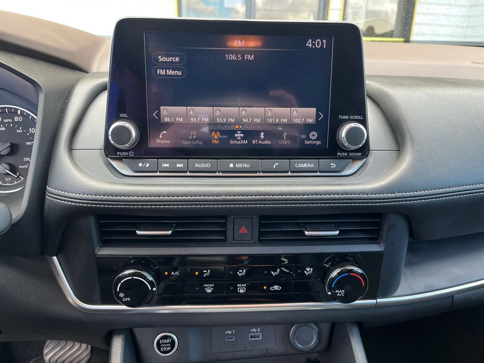 Used 2023 Nissan Rogue S FWD image 16