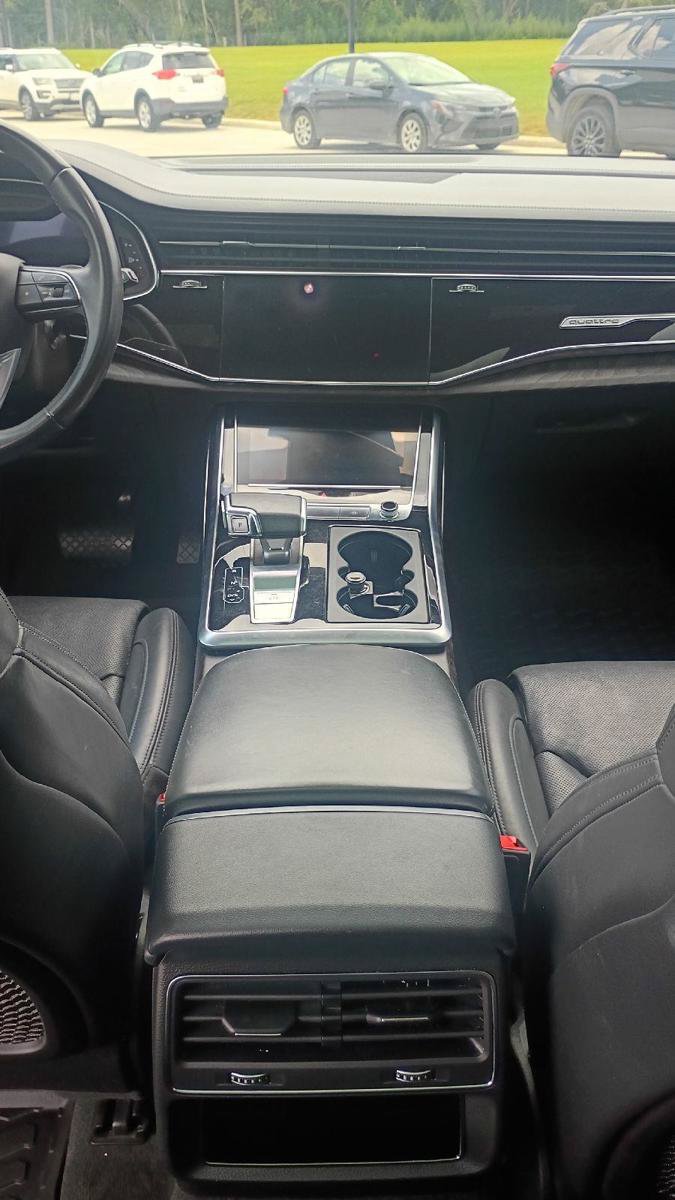 Used 2021 Audi Q8 Prestige AWD/4WD image 14
