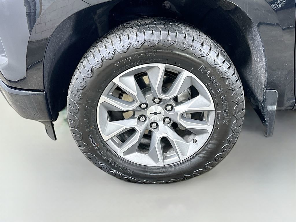 Used 2023 Chevrolet Silverado 1500 RST w/ Convenience Package II image 8
