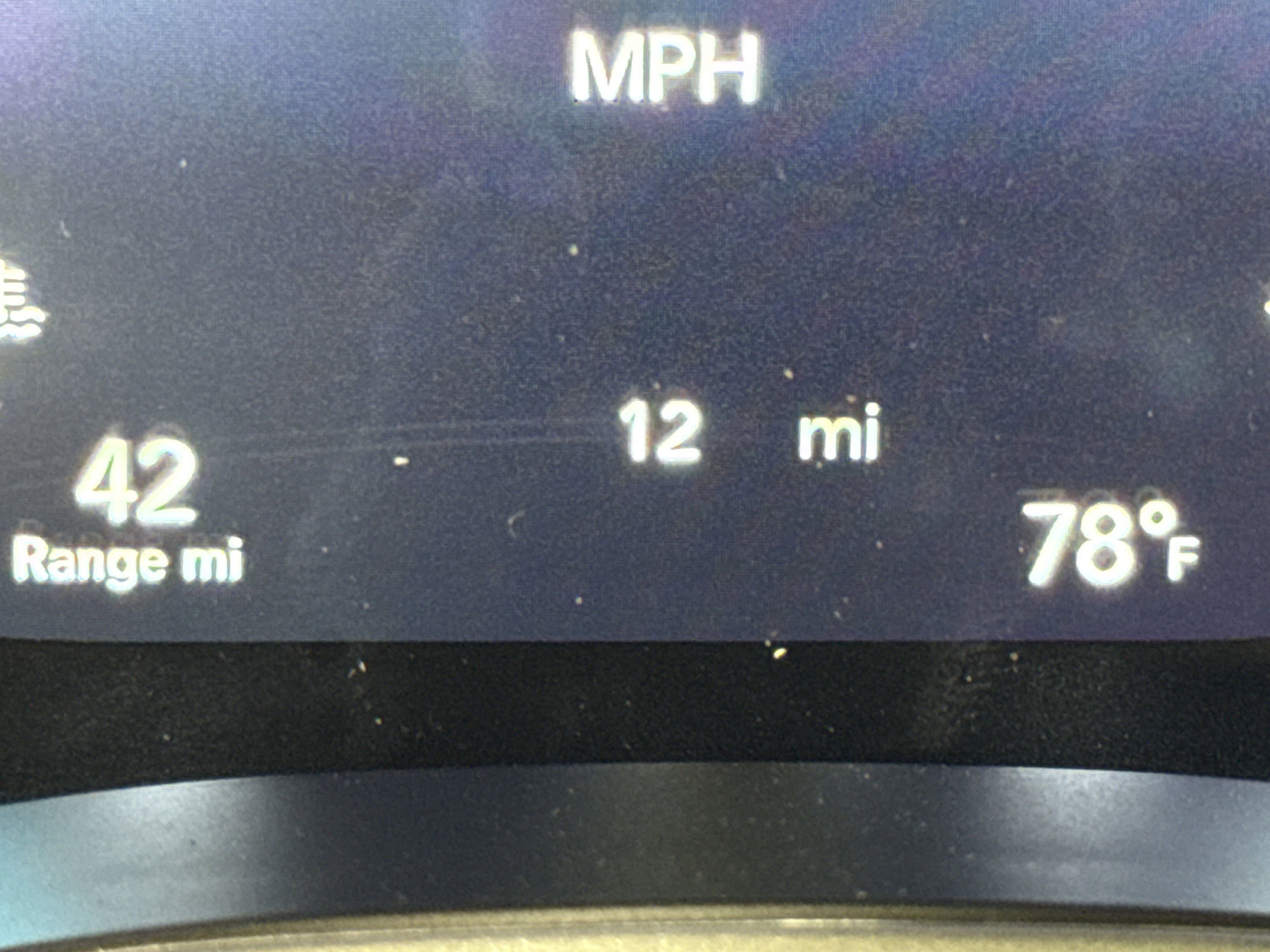 New 2026 Chrysler Voyager LX image 17