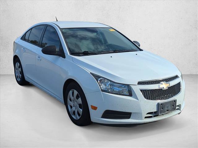 Used 2014 Chevrolet Cruze LS FWD image 3