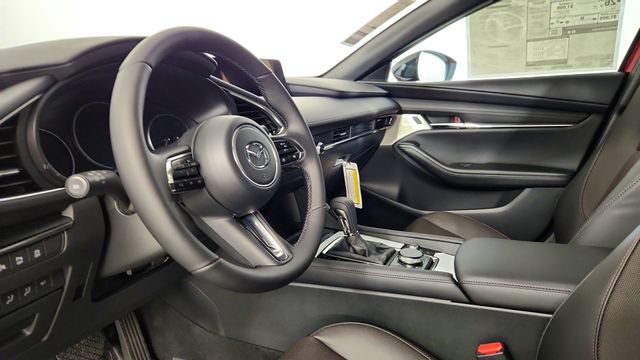 New 2026 MAZDA MAZDA3 Hatchback w/Premium Plus Pkg AWD/4WD image 12