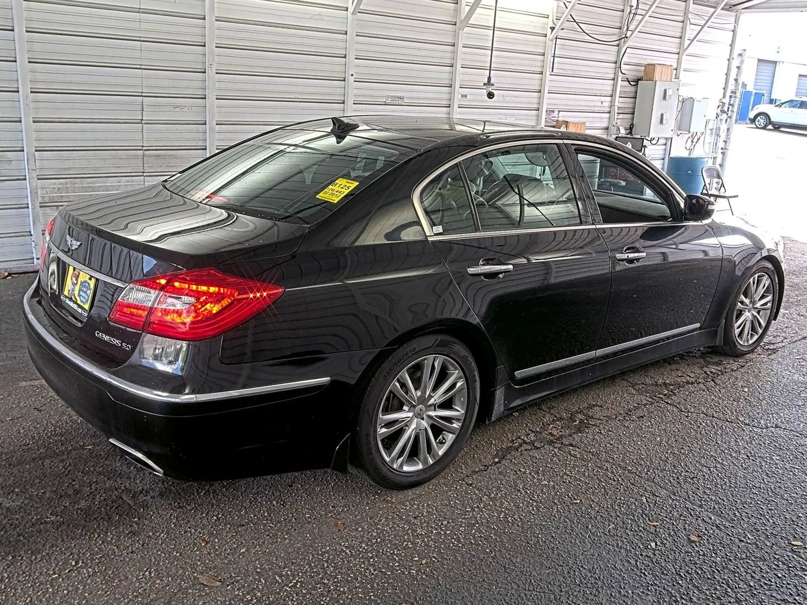 Used 2012 Hyundai Genesis 5.0 RWD image 7