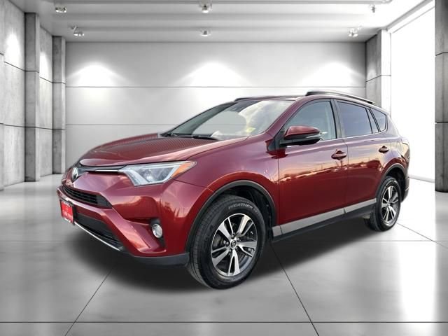 Used 2018 Toyota RAV4 XLE image 3