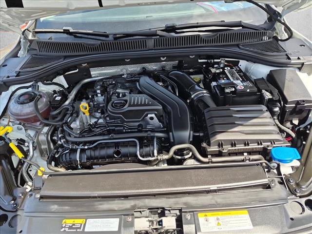 Certified 2022 Volkswagen Jetta SEL FWD image 25