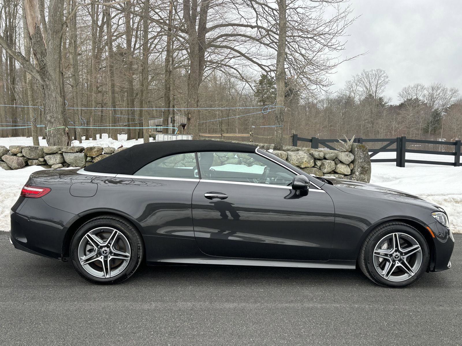 Used 2021 Mercedes-Benz E 450 4MATIC Cabriolet image 3