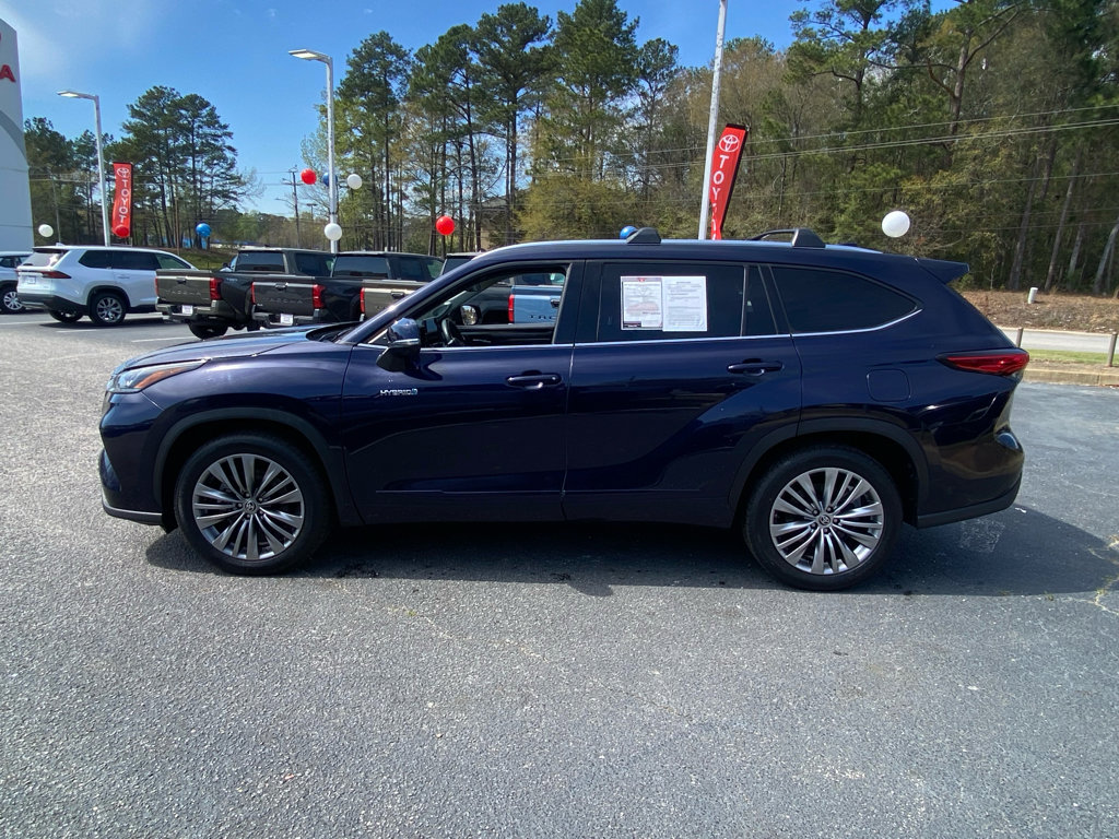 Used 2021 Toyota Highlander Platinum image 3