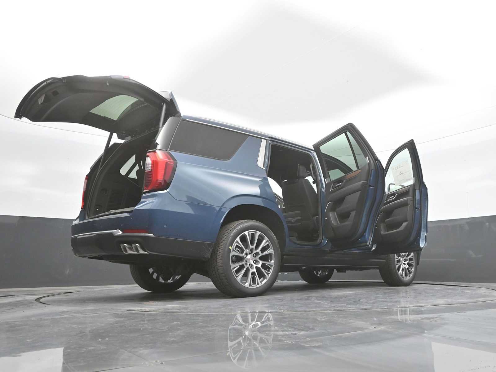 New 2027 GMC Yukon Denali w/ Denali Reserve Package AWD/4WD image 30