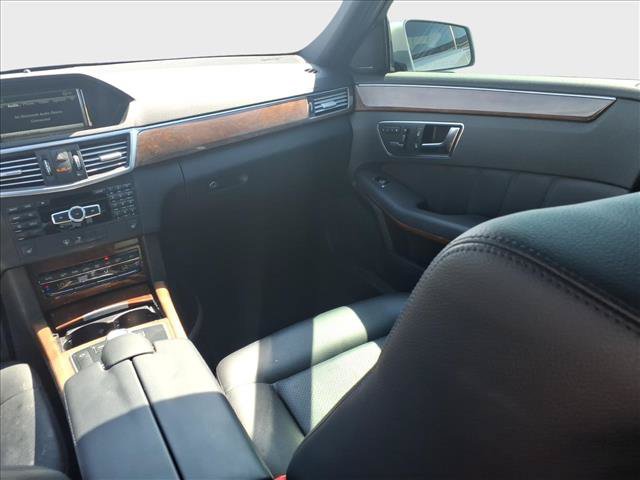 Used 2013 Mercedes-Benz E 350 4MATIC Sedan image 32