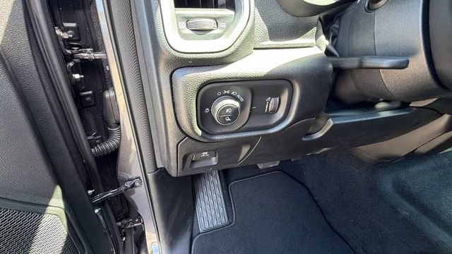 New 2026 RAM 1500 Express AWD/4WD image 30