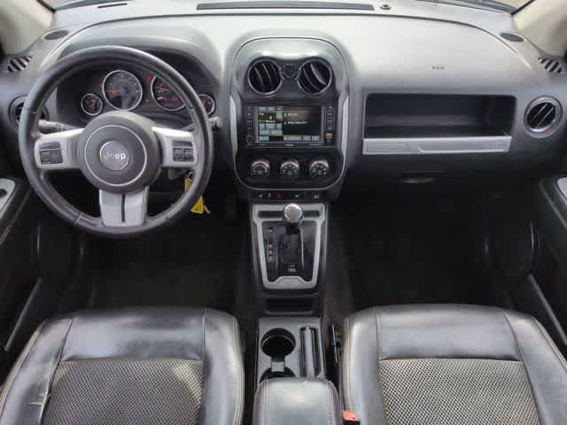 Used 2017 Jeep Compass Latitude AWD/4WD image 15