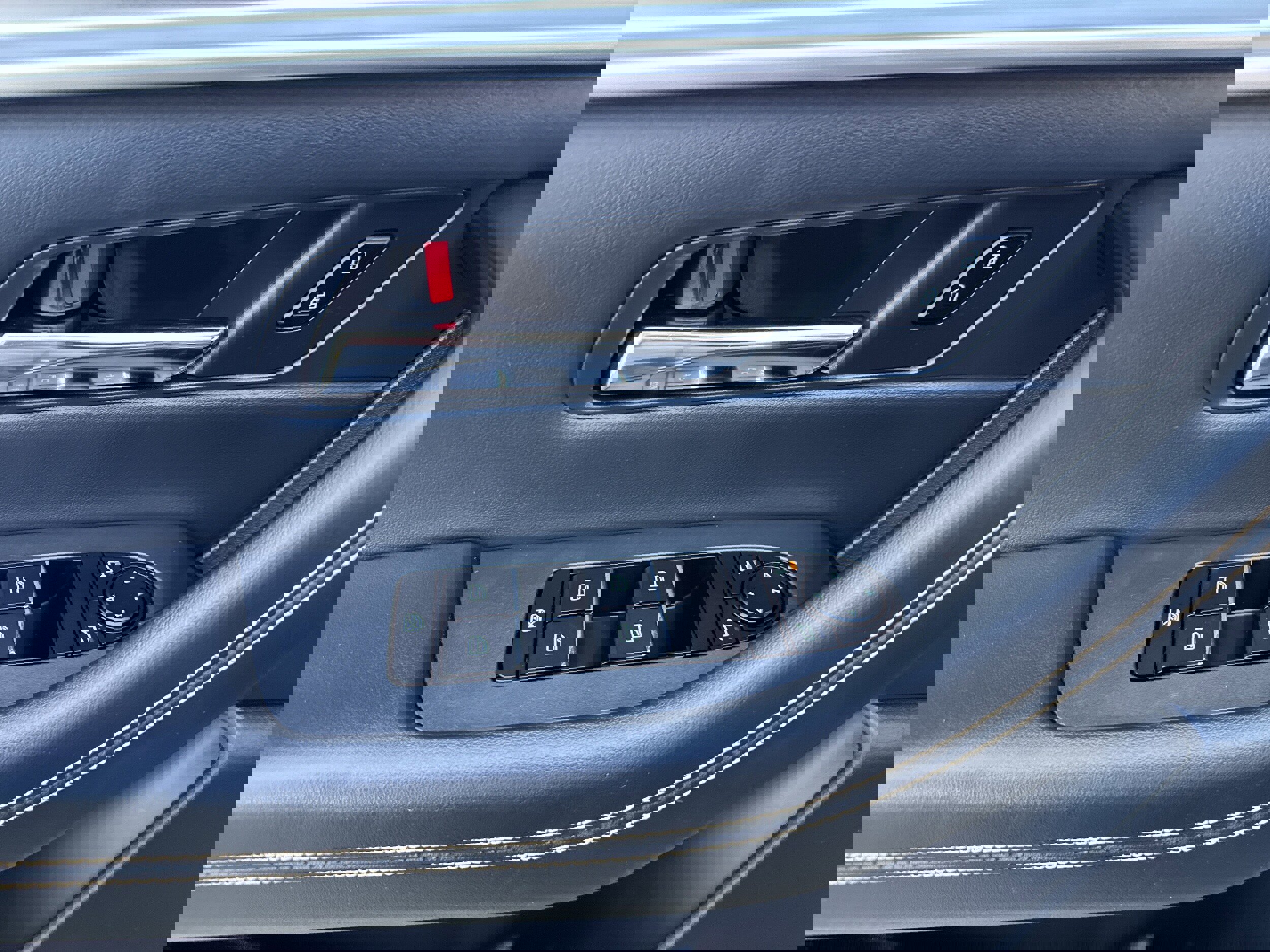 Used 2024 MAZDA CX-90 3.3 Turbo w/ Preferred Plus image 9