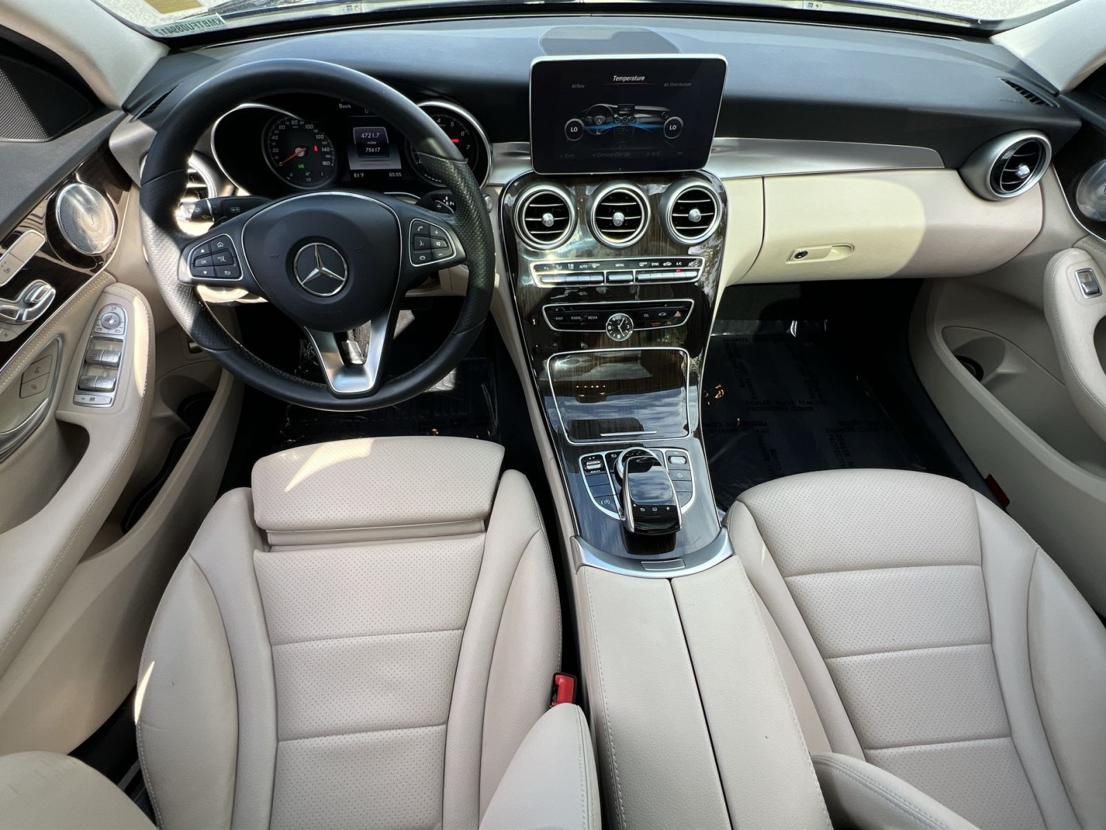 Used 2015 Mercedes-Benz C 300 4MATIC Sedan image 28