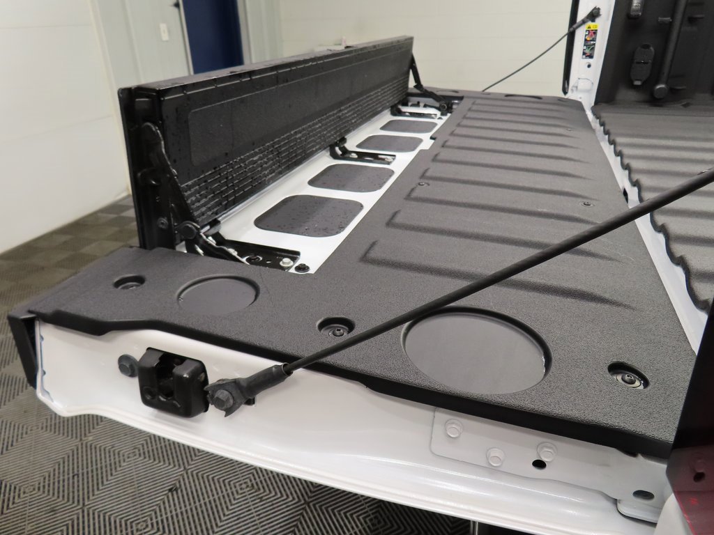 Used 2024 GMC Sierra 2500 SLT w/ SLT Premium Package image 44