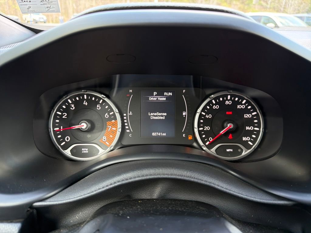 Used 2023 Jeep Renegade Latitude image 18