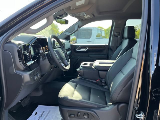 New 2026 Chevrolet Silverado 1500 LT w/ Leather Package AWD/4WD image 11