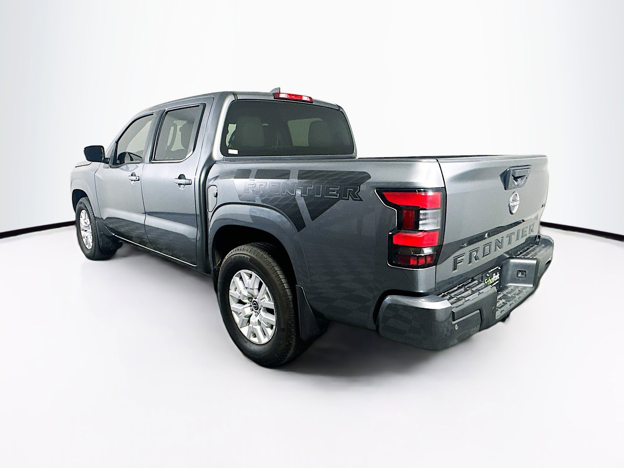 Used 2023 Nissan Frontier SV w/ Technology Package image 5