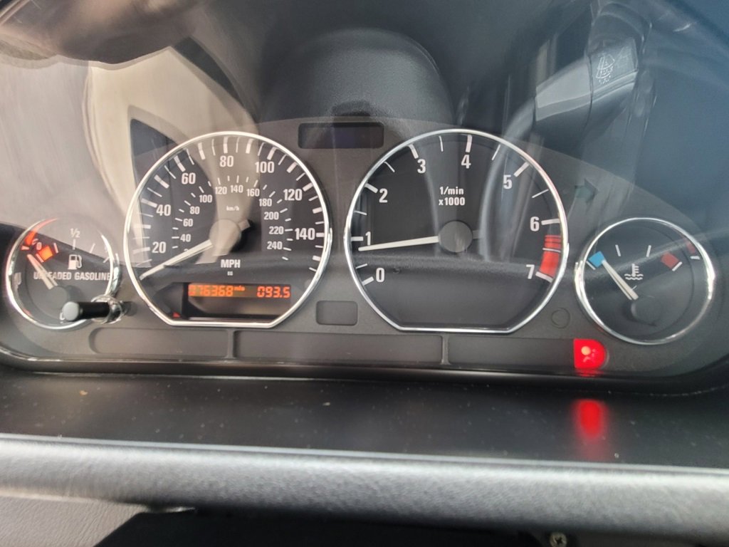 Used 2002 BMW Z3 3.0i image 14