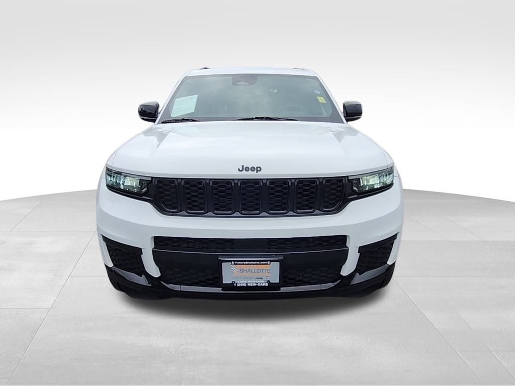 Certified 2023 Jeep Grand Cherokee L Laredo image 13