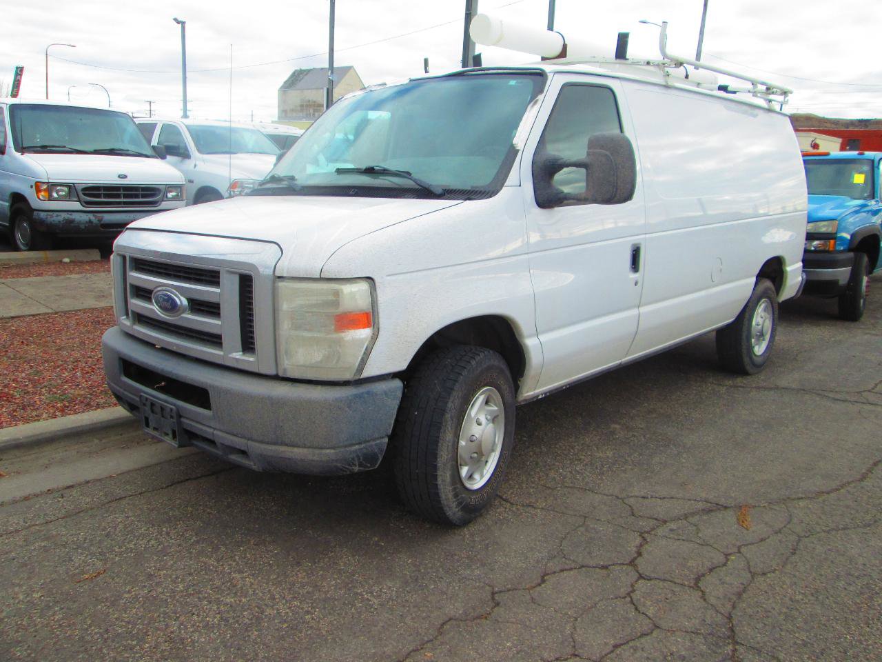 Used 2012 Ford E-250 and Econoline 250 w/ Commercial Cargo Van Pkg RWD image 2